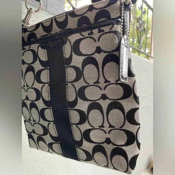 COACH Bag,Coach Black and Gray Women's Bag, Coach Crossbody Bag. - Picture 3 of 17